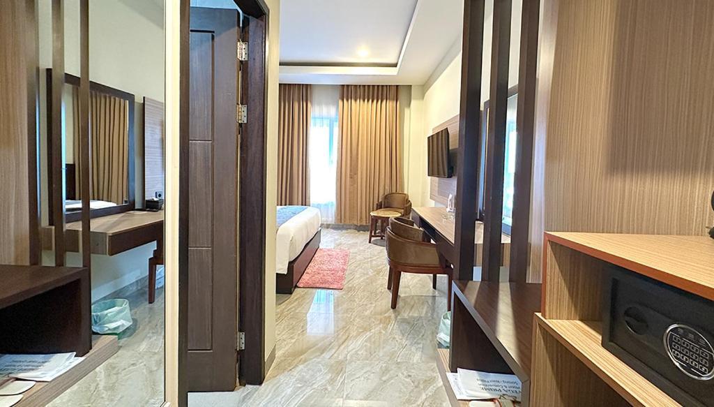 Vega Prime Hotel & Convention Sorong Kültér fotó