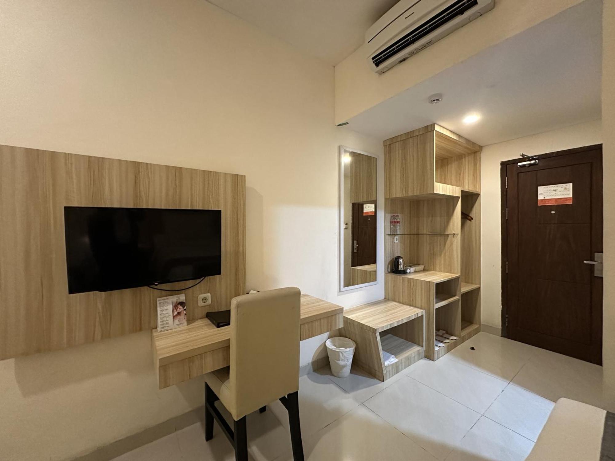 Vega Prime Hotel & Convention Sorong Szoba fotó