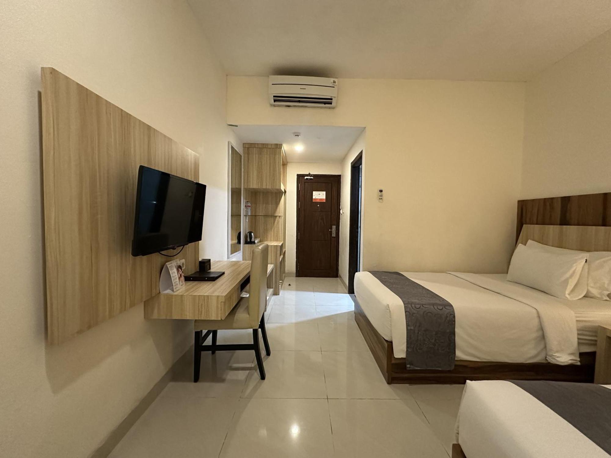 Vega Prime Hotel & Convention Sorong Szoba fotó