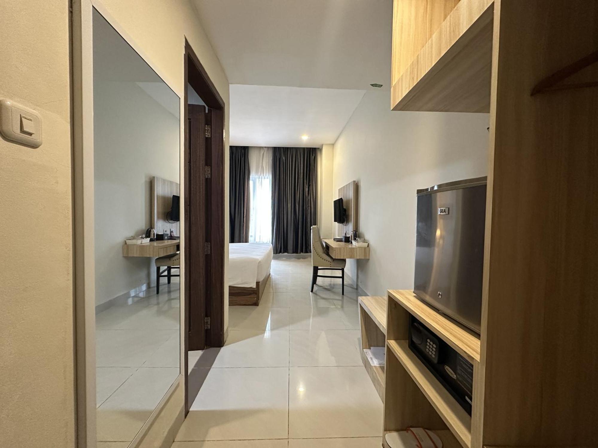 Vega Prime Hotel & Convention Sorong Szoba fotó