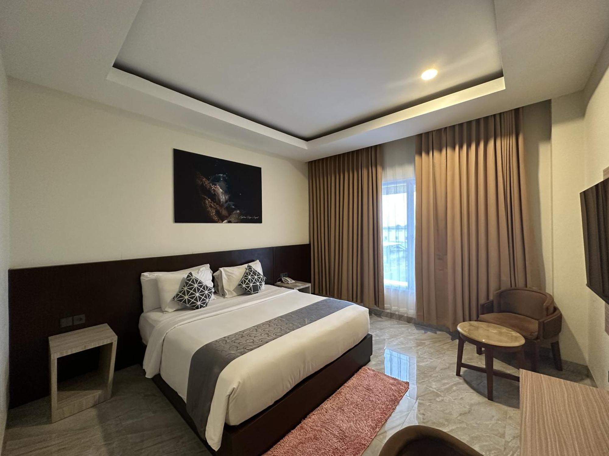 Vega Prime Hotel & Convention Sorong Kültér fotó
